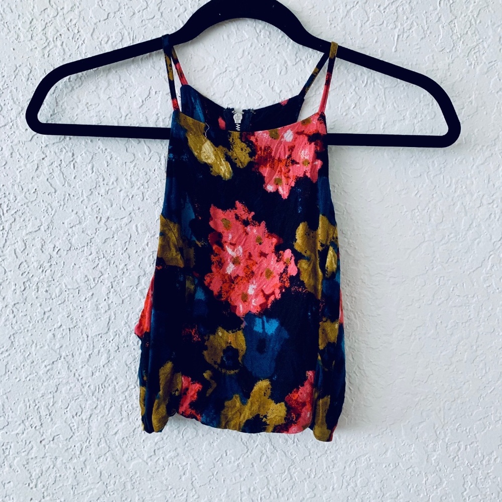 A&F NWOT Floral Crop Top